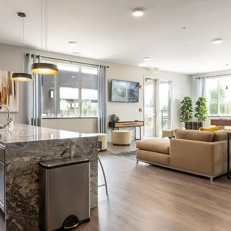 Modern & Spacious Studio Apt W Pool & Gym Indianapolis Exterior photo