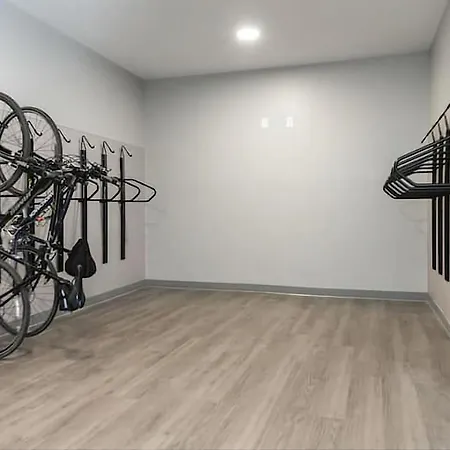 Modern & Spacious Studio Apt W Pool & Gym Indianapolis Exterior photo