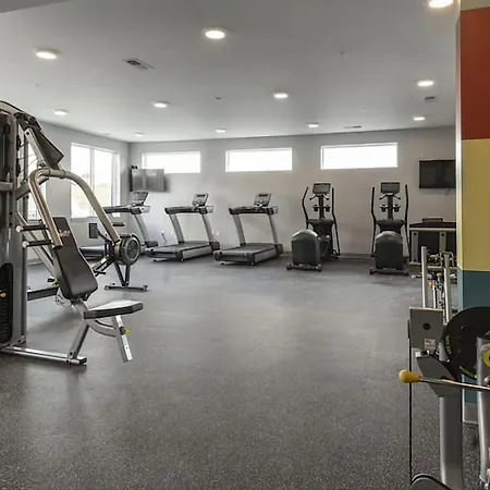 Modern & Spacious Studio Apt W Pool & Gym Indianapolis Exterior photo